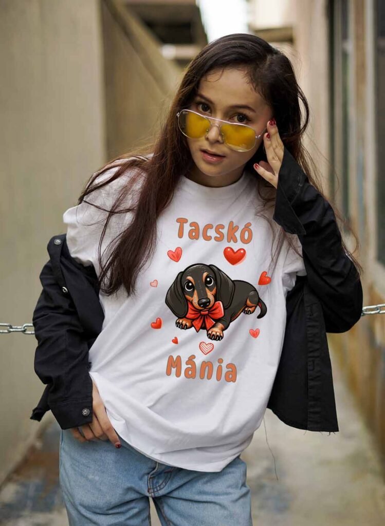 Tacskós póló - Aranyos tacskó Tacskó Mánia felirattal